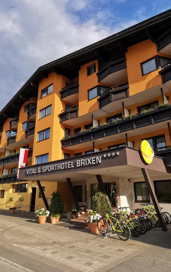 Vital & Sporthotel Brixen Brixen im Thale Exterior photo